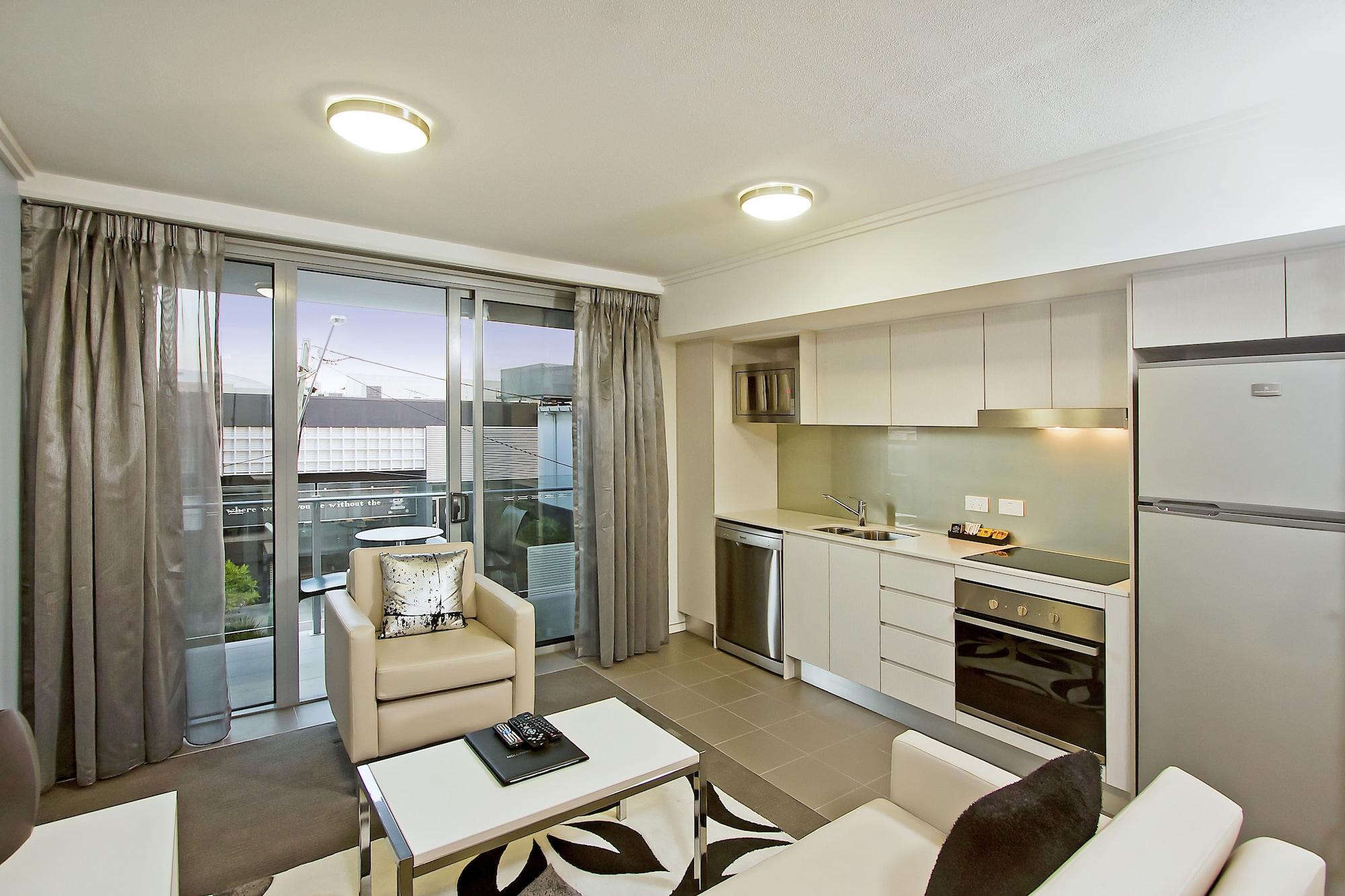Aparthotel The Capitol 4*