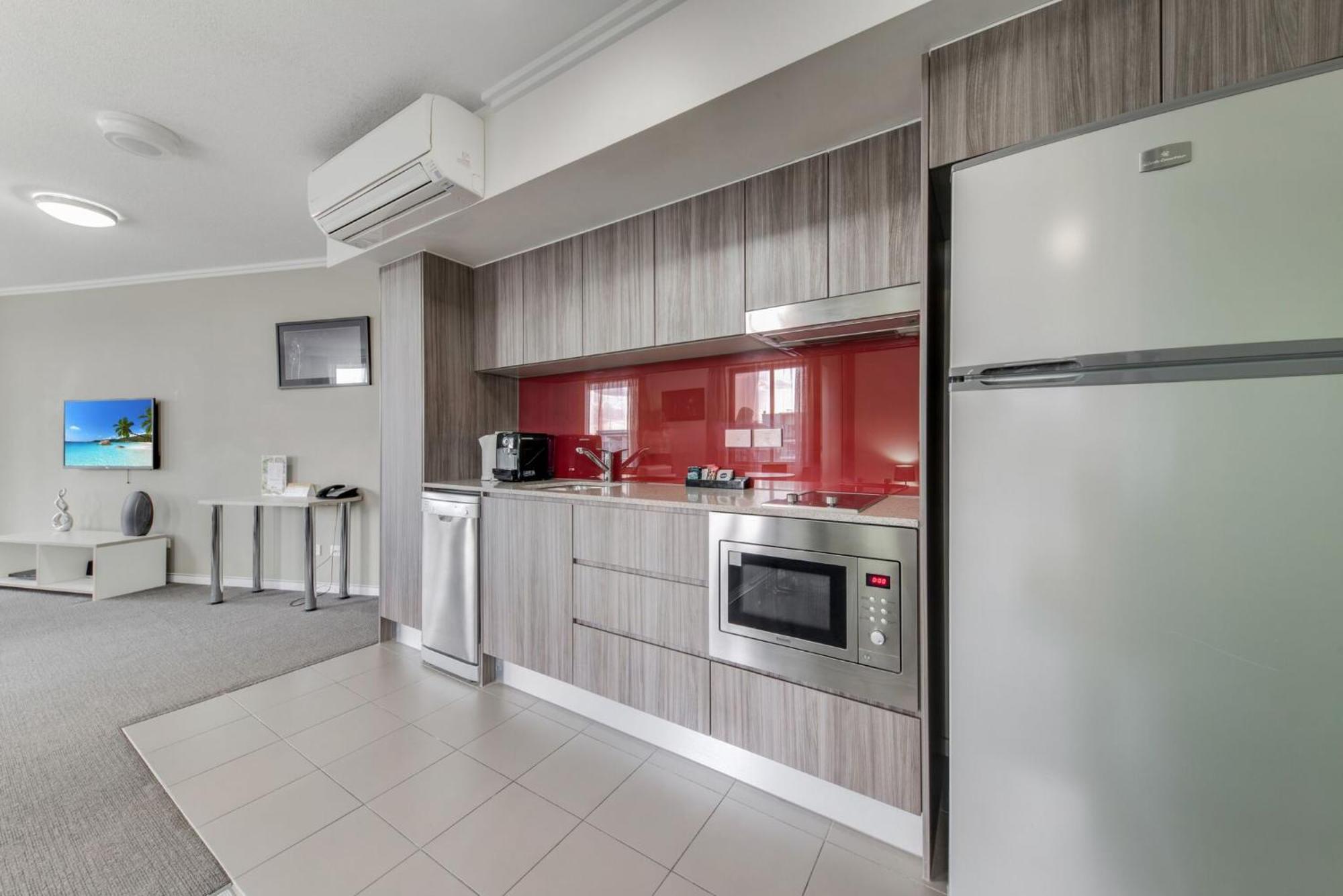 Aparthotel The Capitol 4*